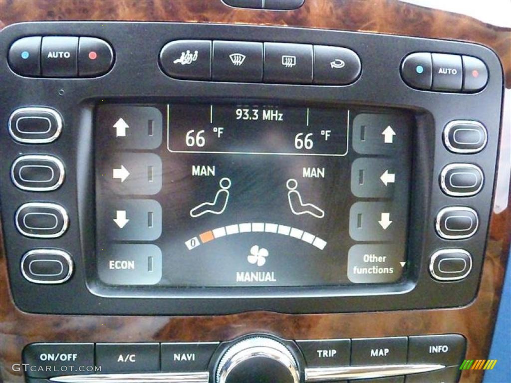 2006 Bentley Continental Flying Spur Standard Continental Flying Spur Model Controls Photo #49020851