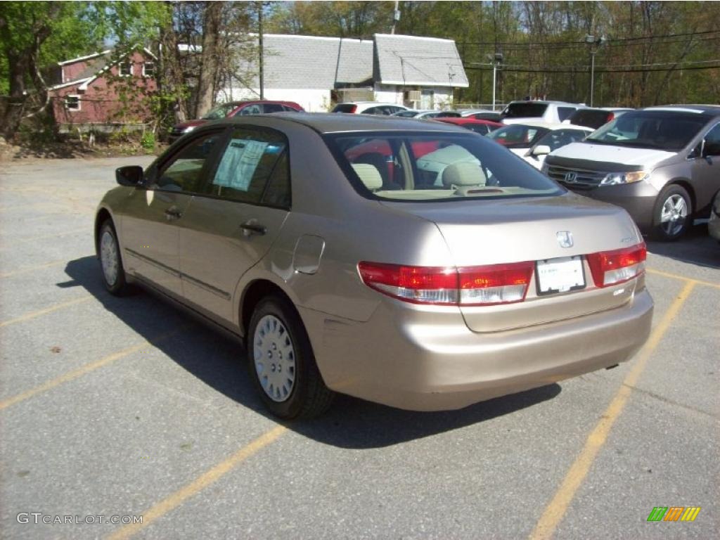 2003 Accord DX Sedan - Desert Mist Metallic / Ivory photo #2