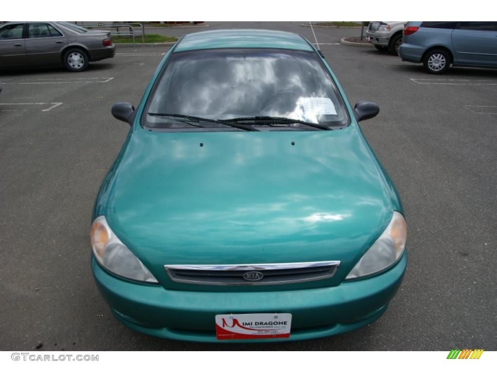 2001 Rio Sedan - Emerald Green / Beige photo #2