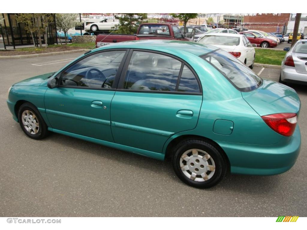2001 Rio Sedan - Emerald Green / Beige photo #6