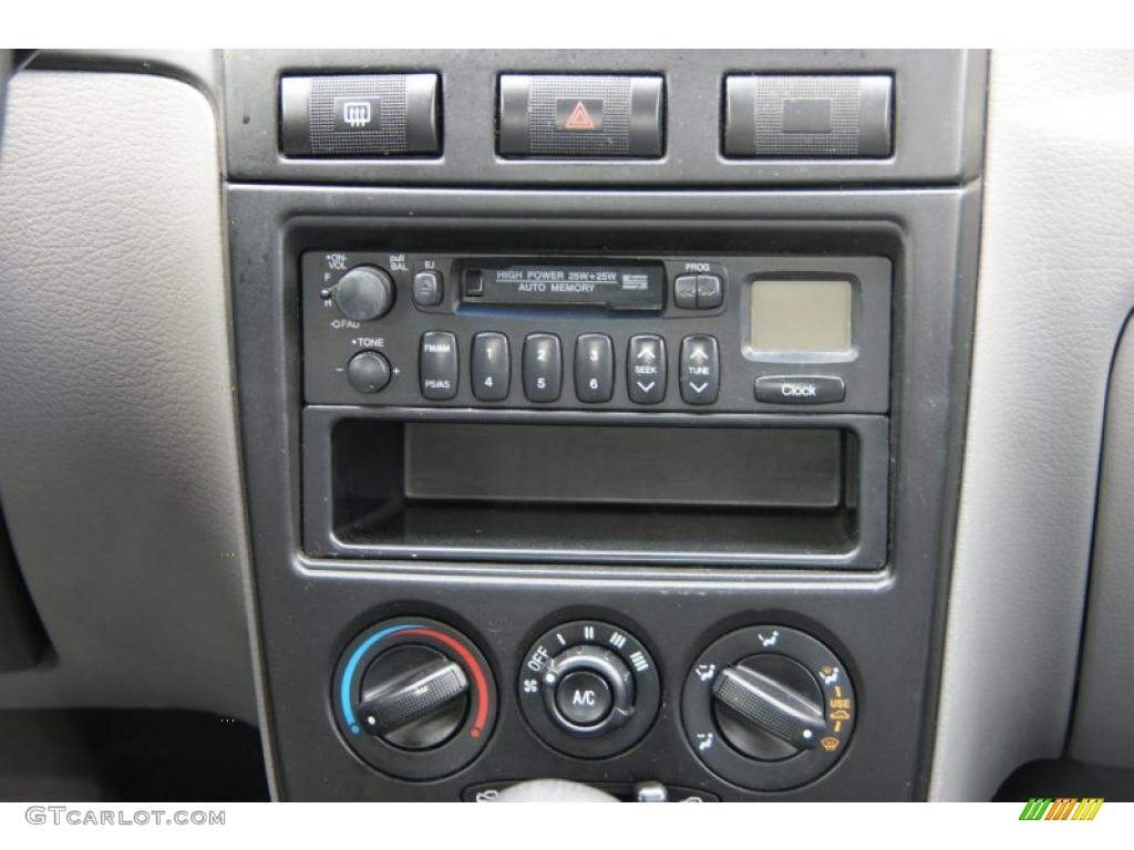 2001 Rio Sedan - Emerald Green / Beige photo #21