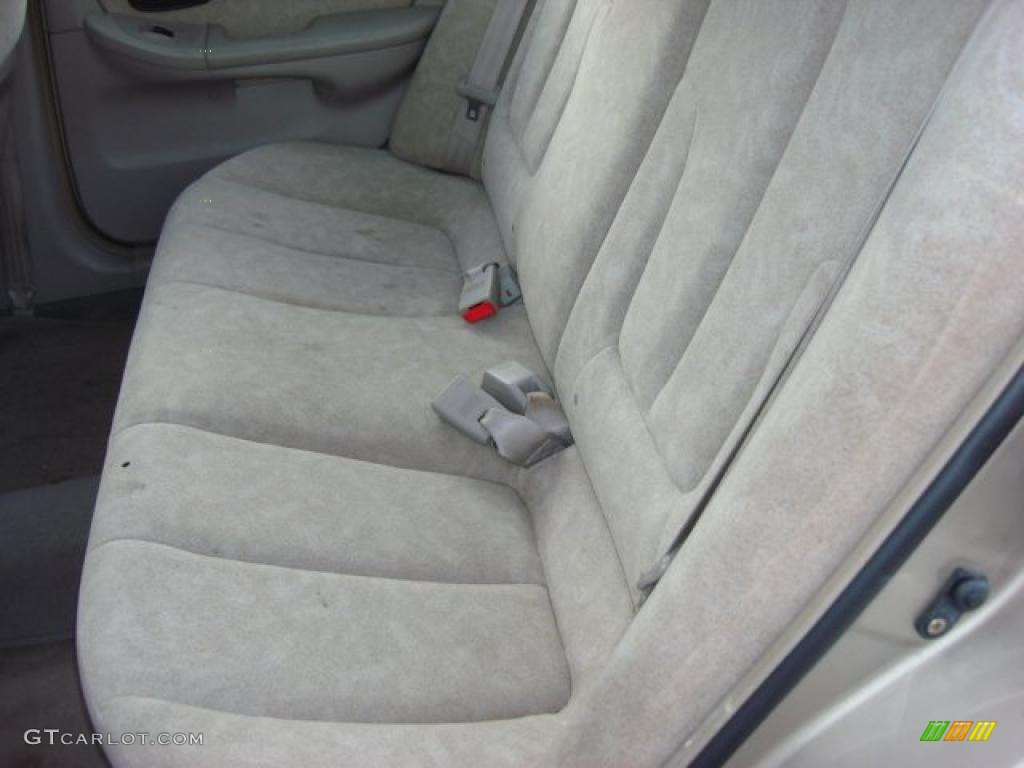 2002 Elantra GLS Sedan - Champagne Beige / Gray photo #9