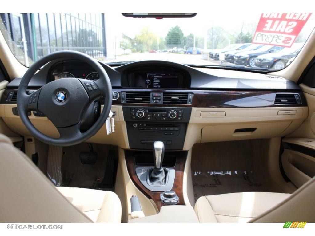 2011 BMW 3 Series 328i xDrive Sports Wagon Beige Dashboard Photo #49026687