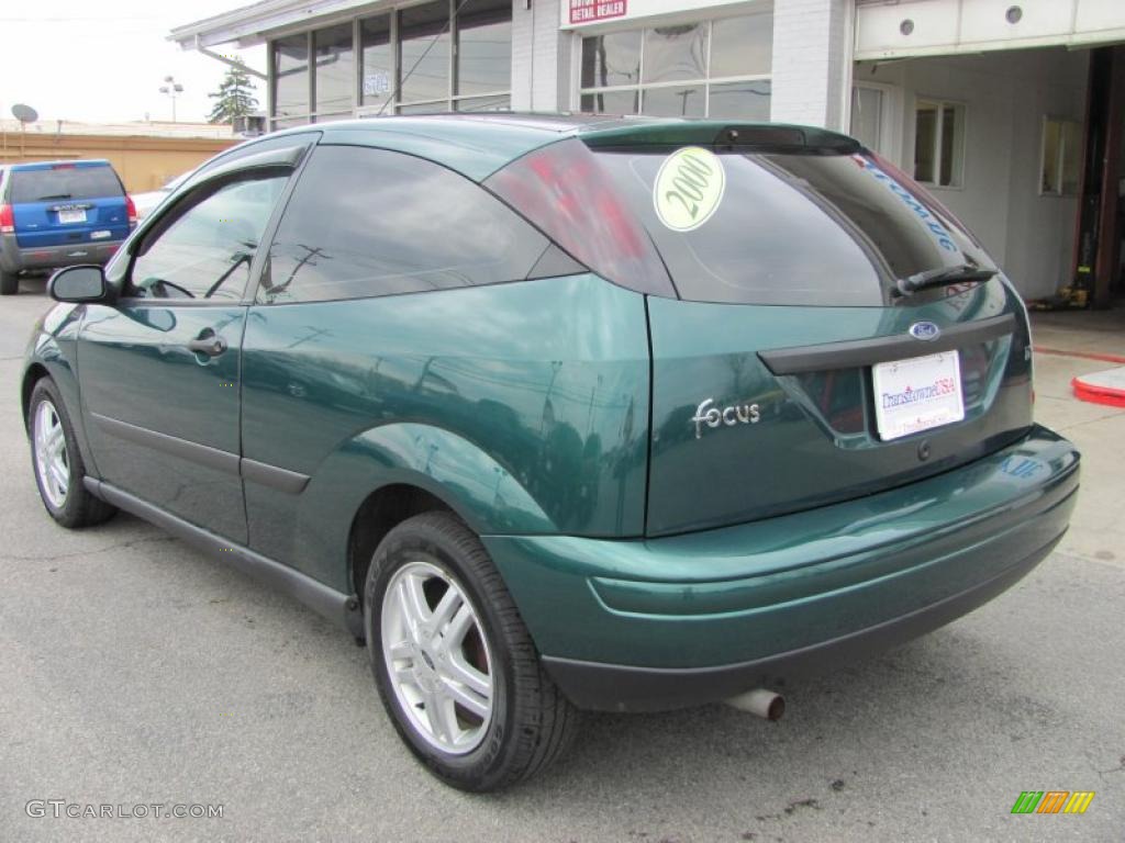 2000 Focus ZX3 Coupe - Rainforest Green Metallic / Medium Graphite photo #12