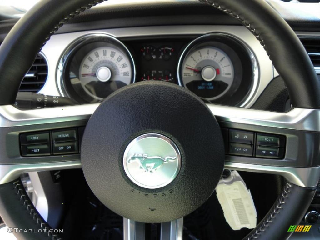 2011 Mustang V6 Premium Convertible - Ingot Silver Metallic / Charcoal Black photo #20