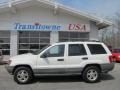 Stone White - Grand Cherokee Laredo 4x4 Photo No. 5