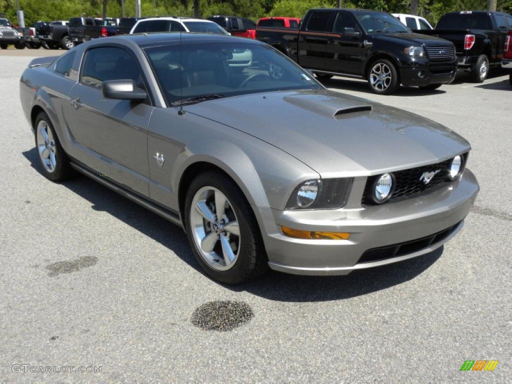 Vapor Silver Metallic Ford Mustang