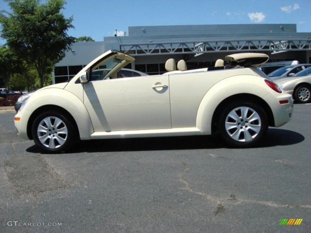 Harvest Moon Beige 2010 Volkswagen New Beetle 2.5 Convertible Exterior Photo #49030401
