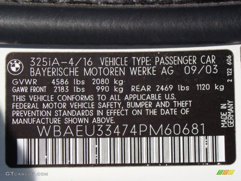 2004 3 Series 325xi Sedan - Alpine White / Black photo #16
