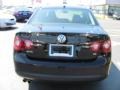 Black - Jetta SE Sedan Photo No. 17