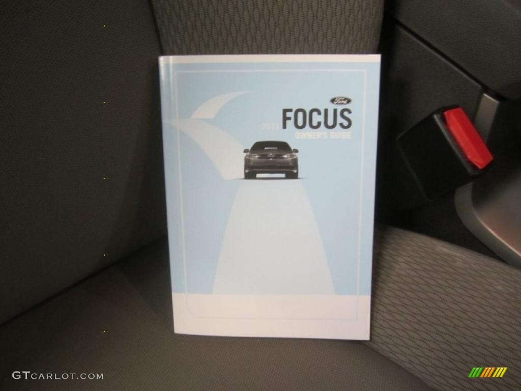 2011 Focus S Sedan - White Suede / Medium Stone photo #21