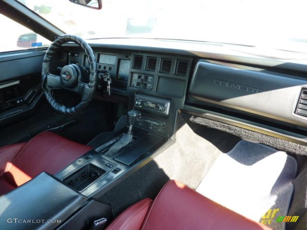 1984 Chevrolet Corvette Coupe Carmine Red Dashboard Photo #49035699