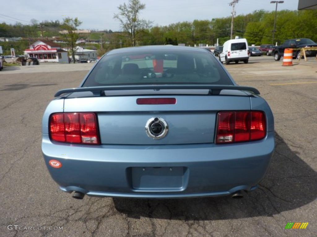 2007 Mustang GT Premium Coupe - Windveil Blue Metallic / Charcoal photo #3