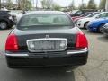 2010 Black Lincoln Town Car Signature L  photo #23