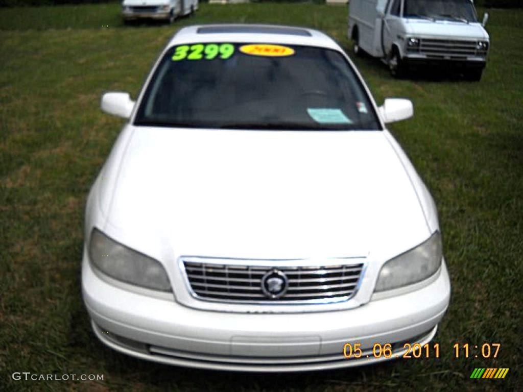 2000 Catera  - Ivory White / Neutral photo #6