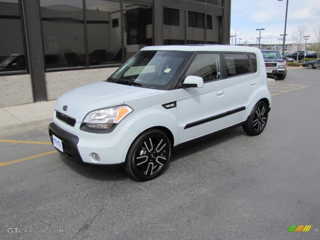 Clear White 2010 Kia Soul Ghost Special Edition Exterior Photo #49039797