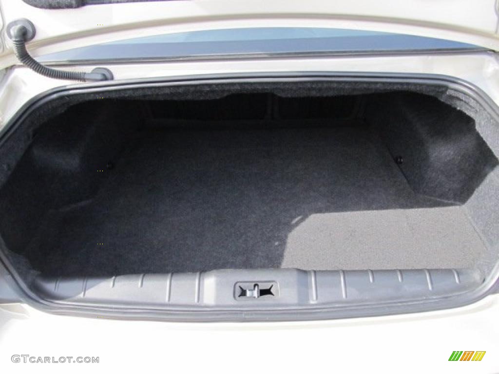 2011 Chevrolet Malibu LT Trunk Photo #49040103