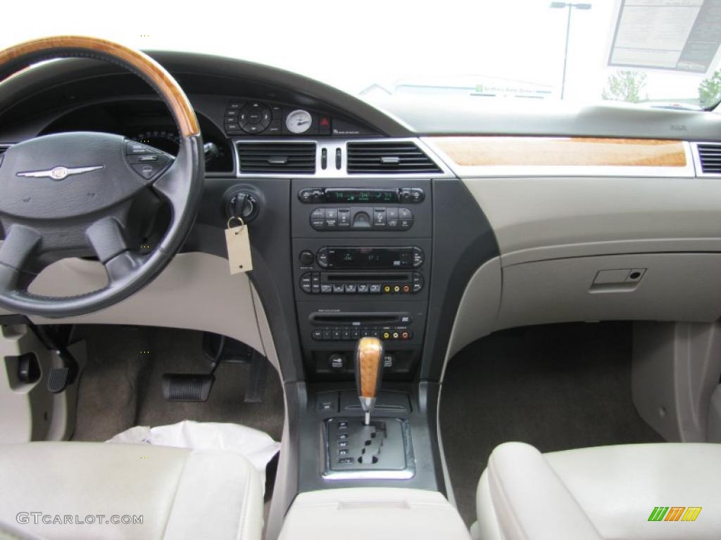 2007 Chrysler Pacifica Limited AWD Dark Khaki/Light Graystone Dashboard Photo #49041651