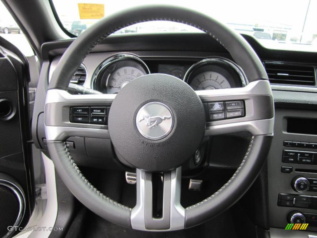 2010 Ford Mustang GT Premium Convertible Charcoal Black/Silver Soho Steering Wheel Photo #49041915