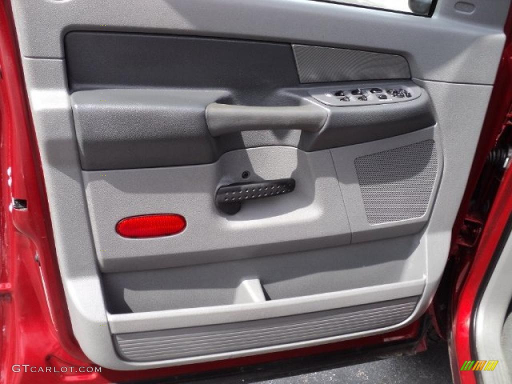 2008 Dodge Ram 1500 SXT Quad Cab 4x4 Medium Slate Gray Door Panel Photo #49045705