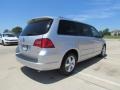 Mercury Silver Metallic - Routan SE Photo No. 2