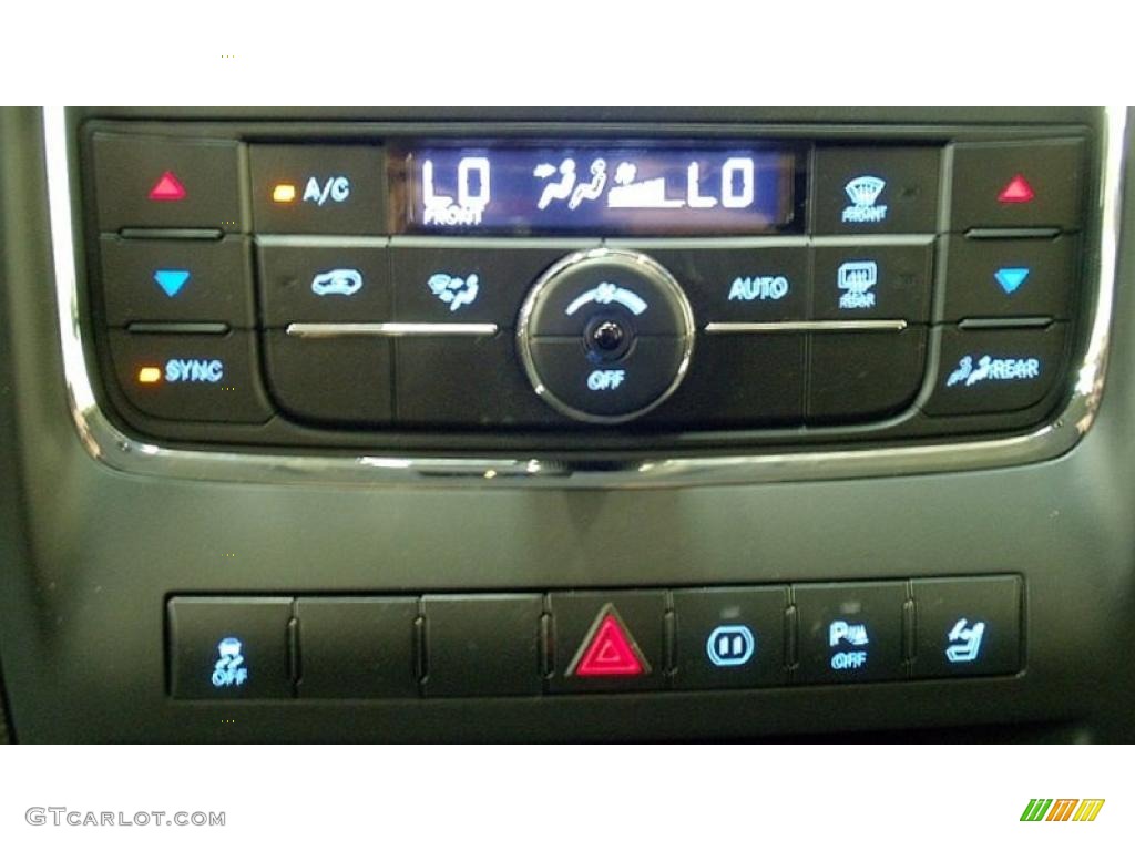 2011 Dodge Durango Crew 4x4 Controls Photo #49046895