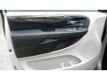 Bright Silver Metallic - Grand Caravan Express Photo No. 25