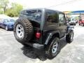 Black - Wrangler Sahara 4x4 Photo No. 3