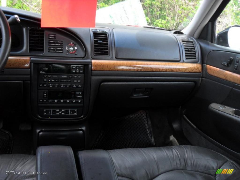 2000 Continental  - Black / Deep Charcoal photo #18
