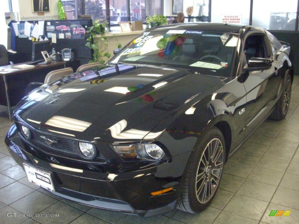 Ebony Black Ford Mustang