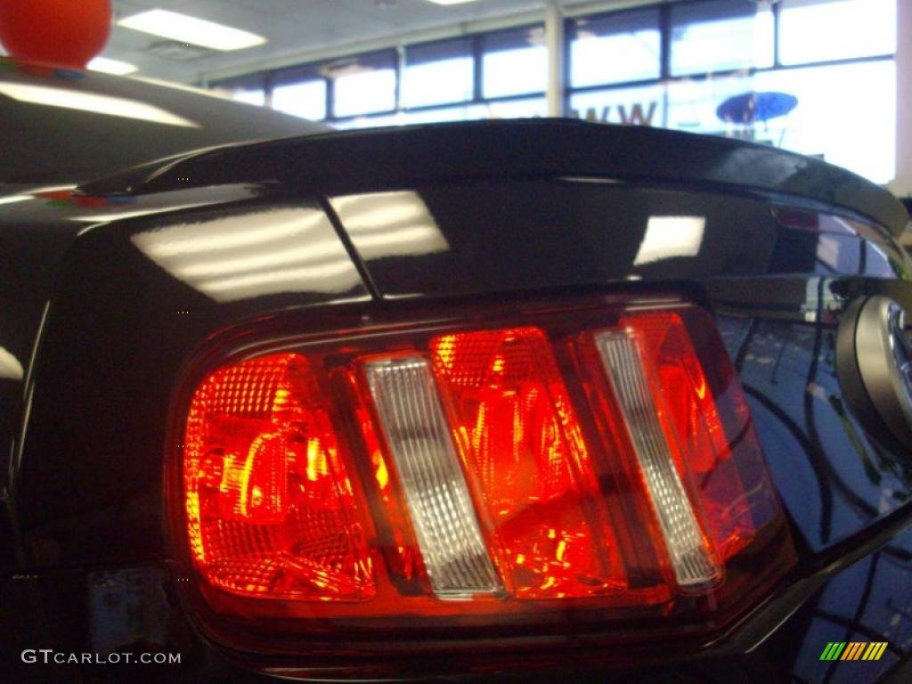 2011 Mustang GT Premium Coupe - Ebony Black / Charcoal Black photo #6