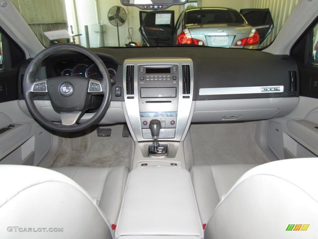 2008 Cadillac STS 4 V6 AWD Light Gray Dashboard Photo #49051991
