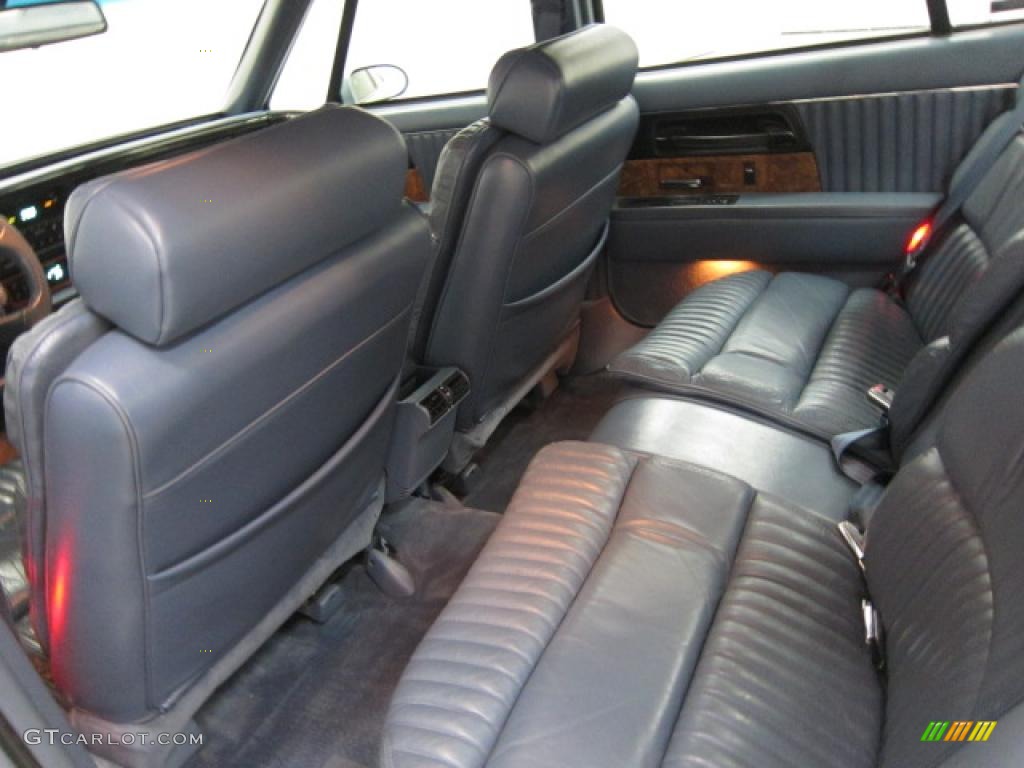 1995 Buick Park Avenue Standard Park Avenue Model interior Photo #49053533