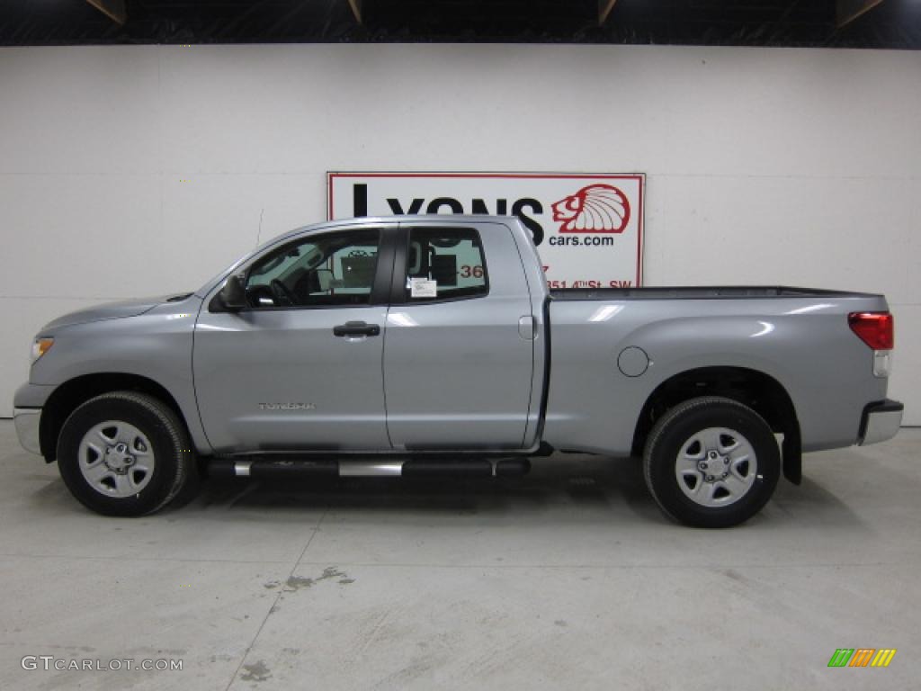 2011 Tundra Double Cab 4x4 - Silver Sky Metallic / Graphite Gray photo #8