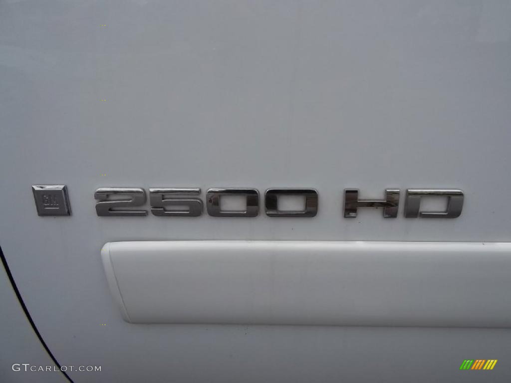 2008 Chevrolet Silverado 2500HD LTZ Extended Cab 4x4 Marks and Logos Photos