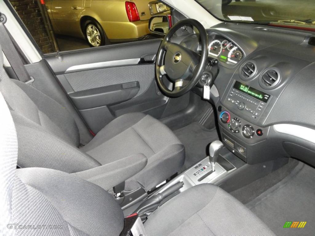 2010 Aveo LT Sedan - Sport Red / Charcoal photo #16