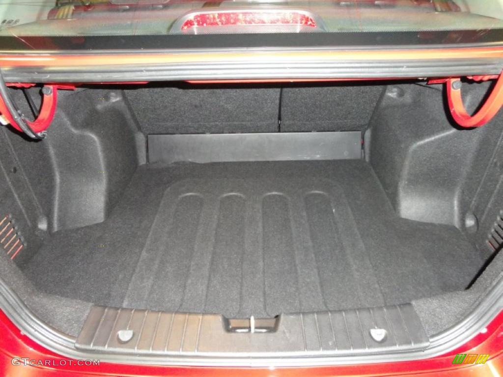 2010 Aveo LT Sedan - Sport Red / Charcoal photo #19