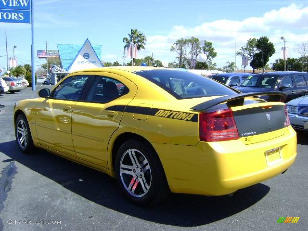2006 Charger R/T Daytona - Top Banana Yellow / Dark Slate Gray/Light Graystone photo #5