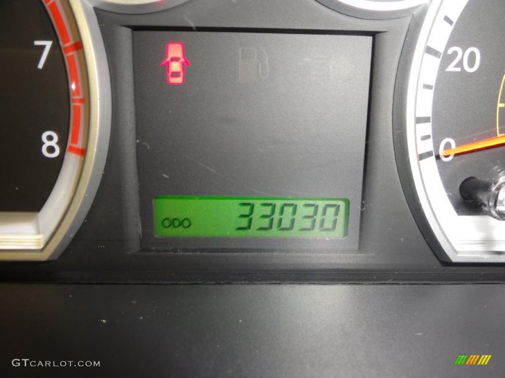 2010 Aveo LT Sedan - Sport Red / Charcoal photo #30