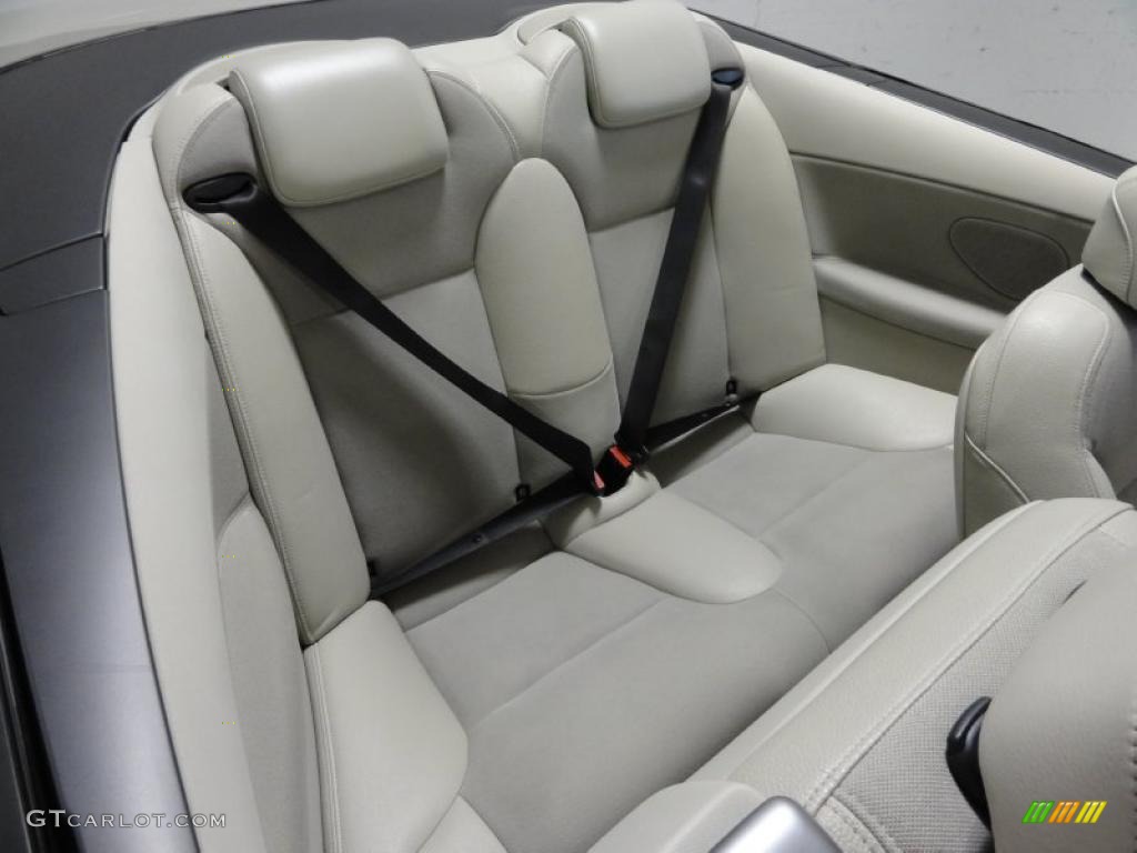 Parchment Interior 2005 Saab 9-3 Linear Convertible Photo #49058322