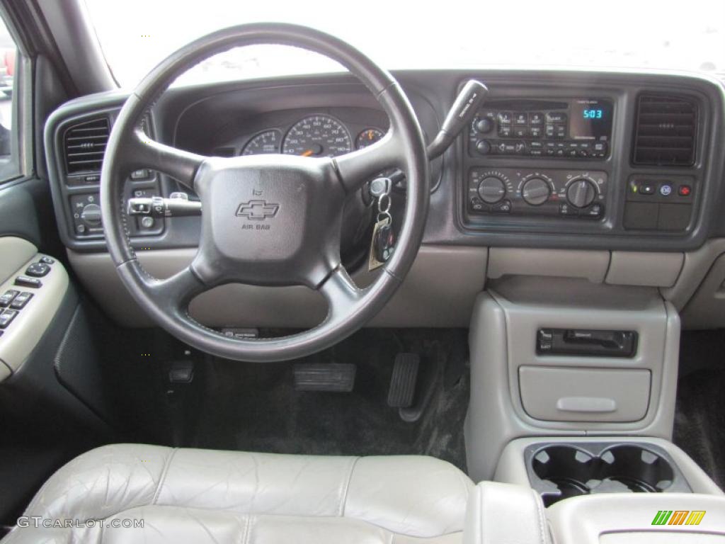 2002 Chevrolet Suburban 1500 Z71 4x4 Medium Gray/Neutral Dashboard Photo #49058909