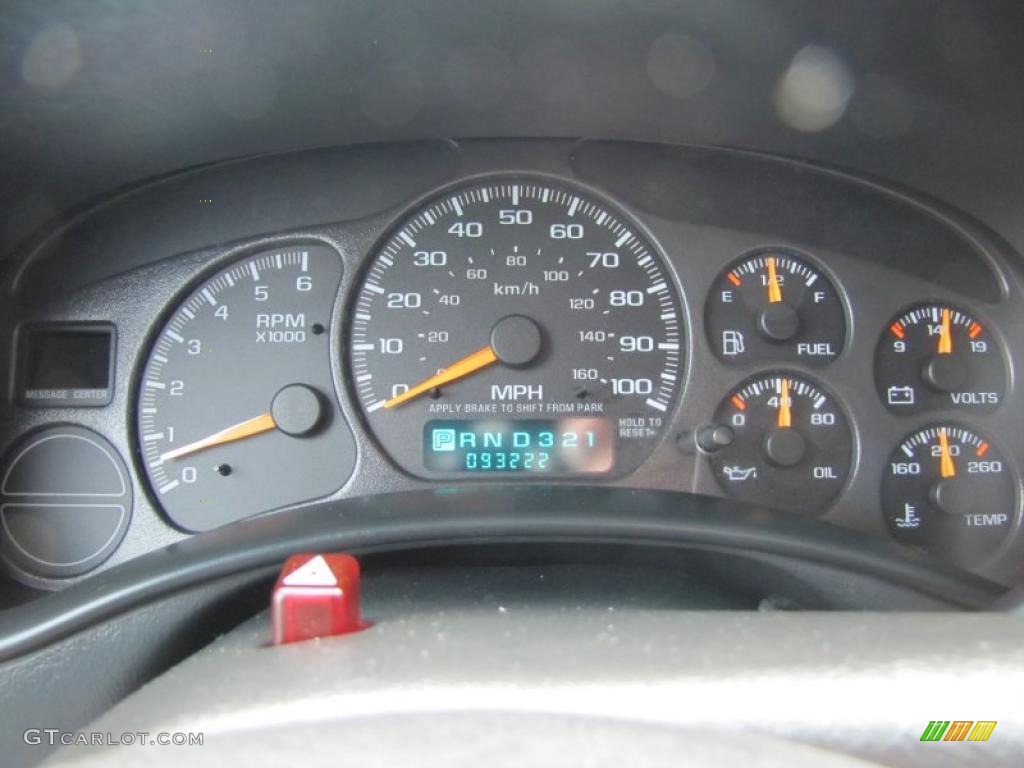 2002 Chevrolet Suburban 1500 Z71 4x4 Gauges Photo #49058924