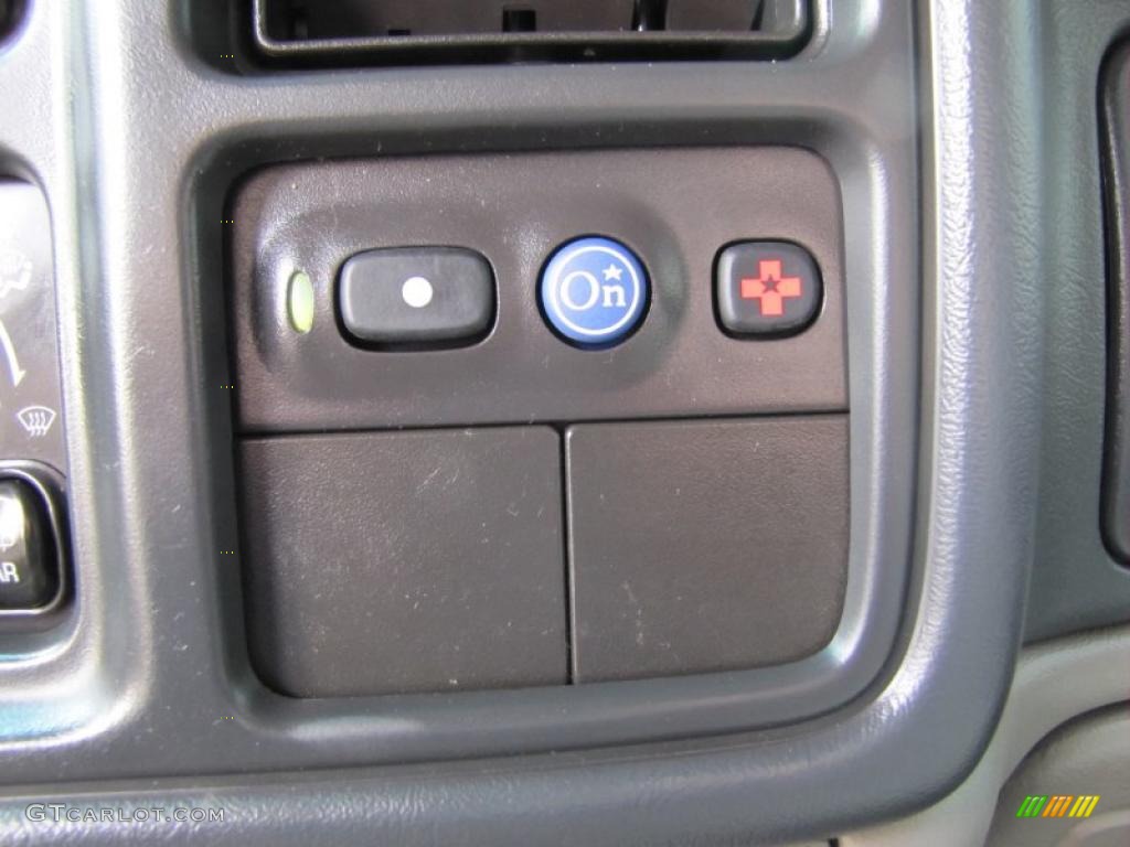 2002 Chevrolet Suburban 1500 Z71 4x4 Controls Photo #49059074