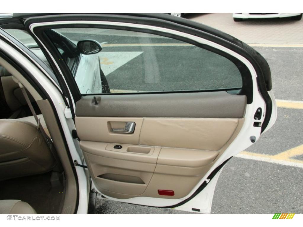 2000 Sable LS Sedan - Vibrant White / Medium Parchment photo #18