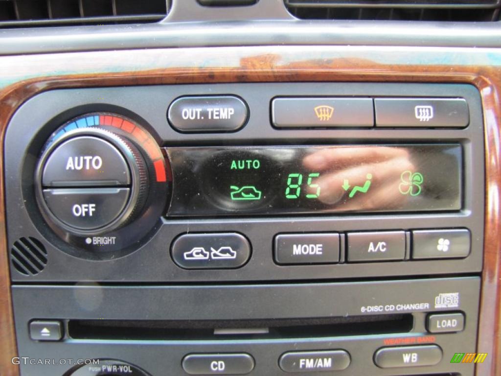 2003 Subaru Outback L.L. Bean Edition Wagon Controls Photo #49060511