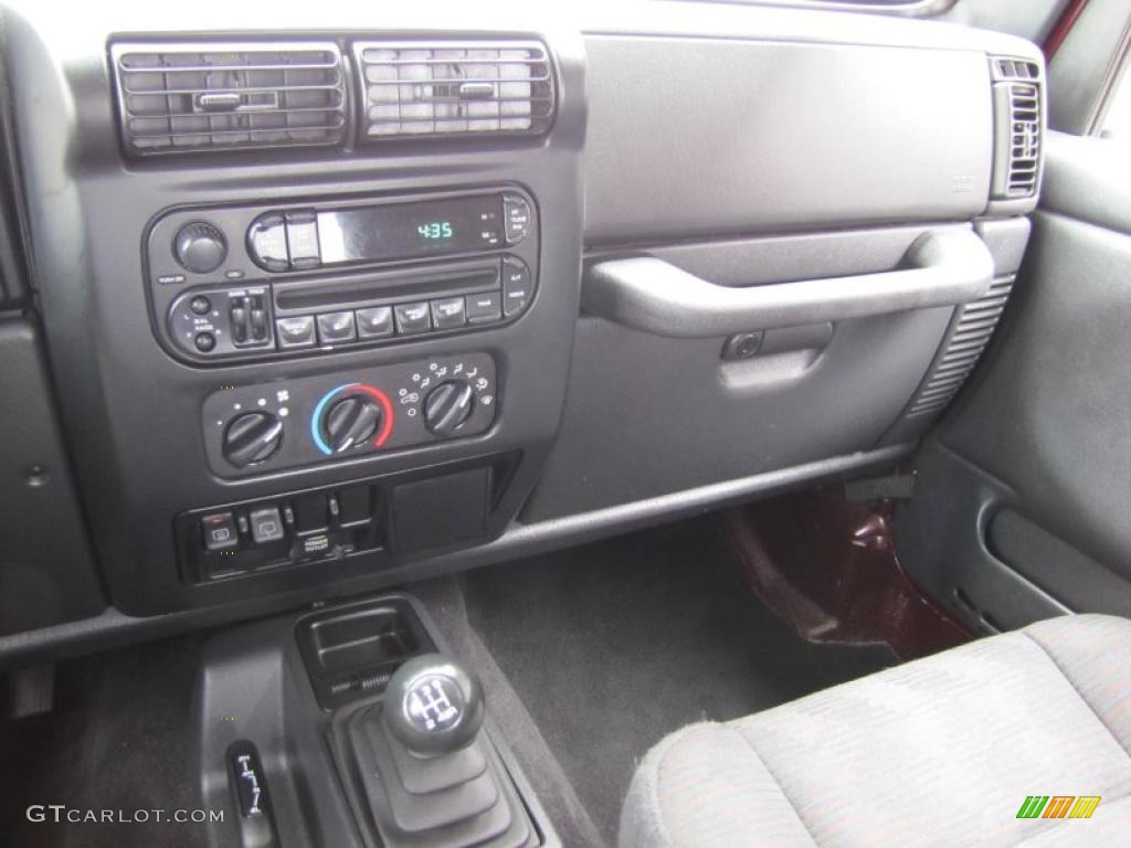 2004 Wrangler Sport 4x4 - Sienna Pearl / Dark Slate Gray photo #7
