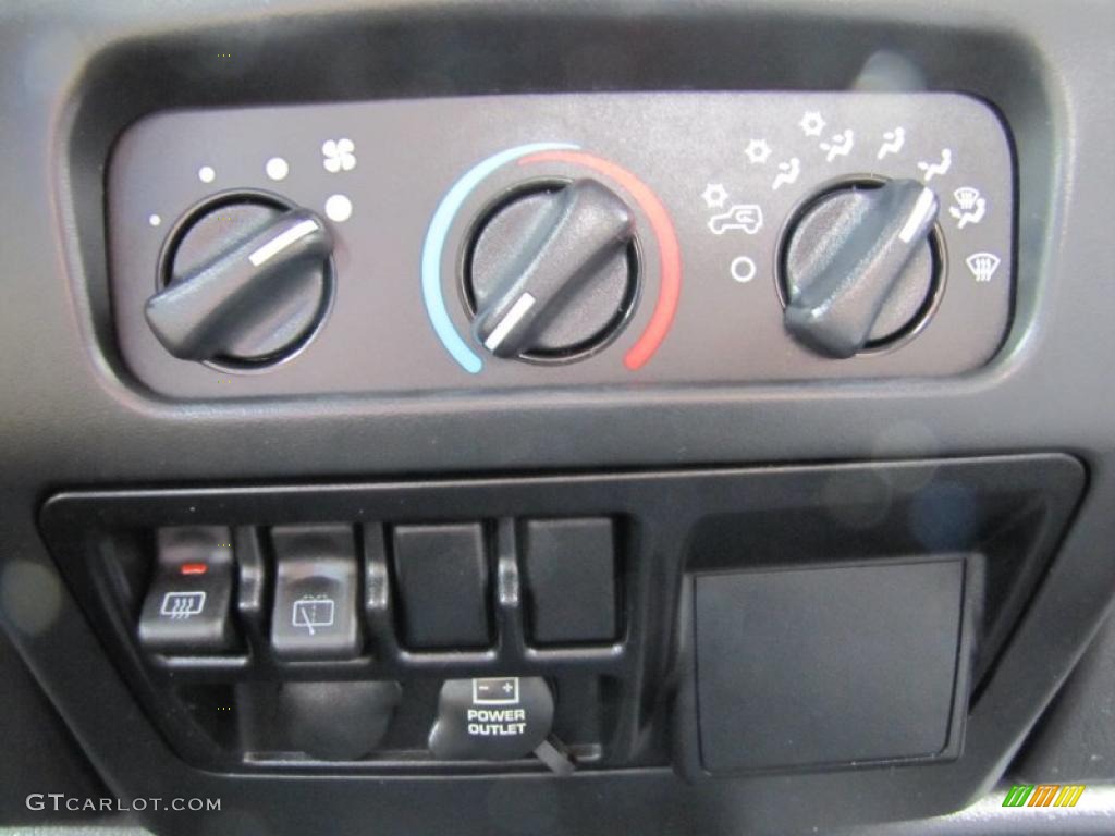 2004 Wrangler Sport 4x4 - Sienna Pearl / Dark Slate Gray photo #10