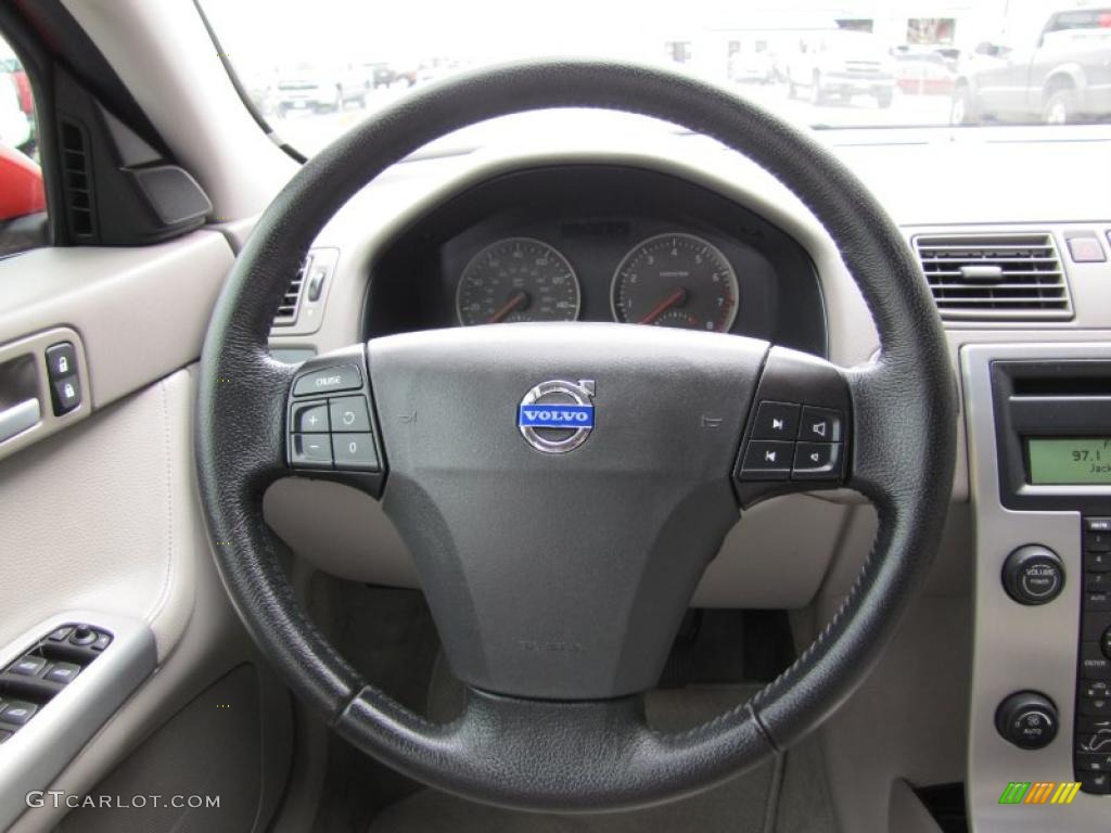 2006 Volvo S40 T5 AWD Dark Beige/Quartz Steering Wheel Photo #49062155