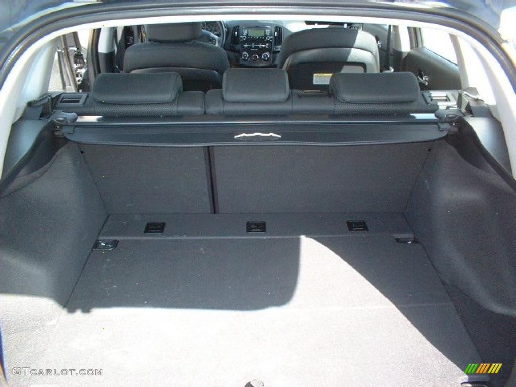 2009 Hyundai Elantra Touring Trunk Photos