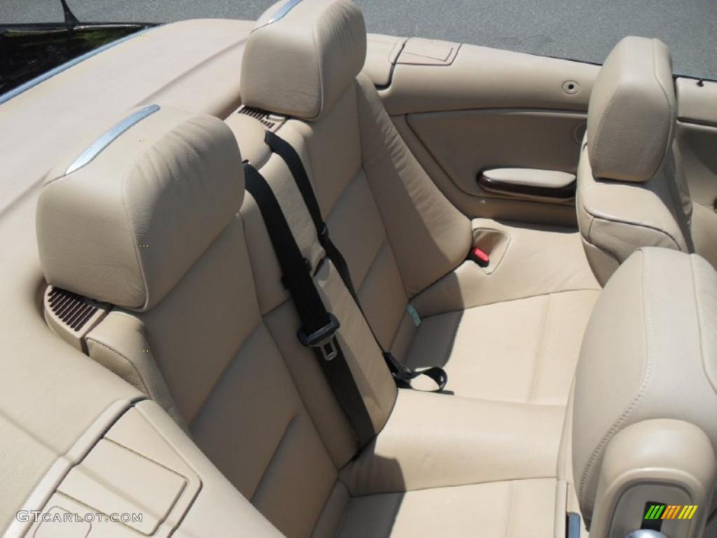 2004 3 Series 330i Convertible - Jet Black / Sand photo #18